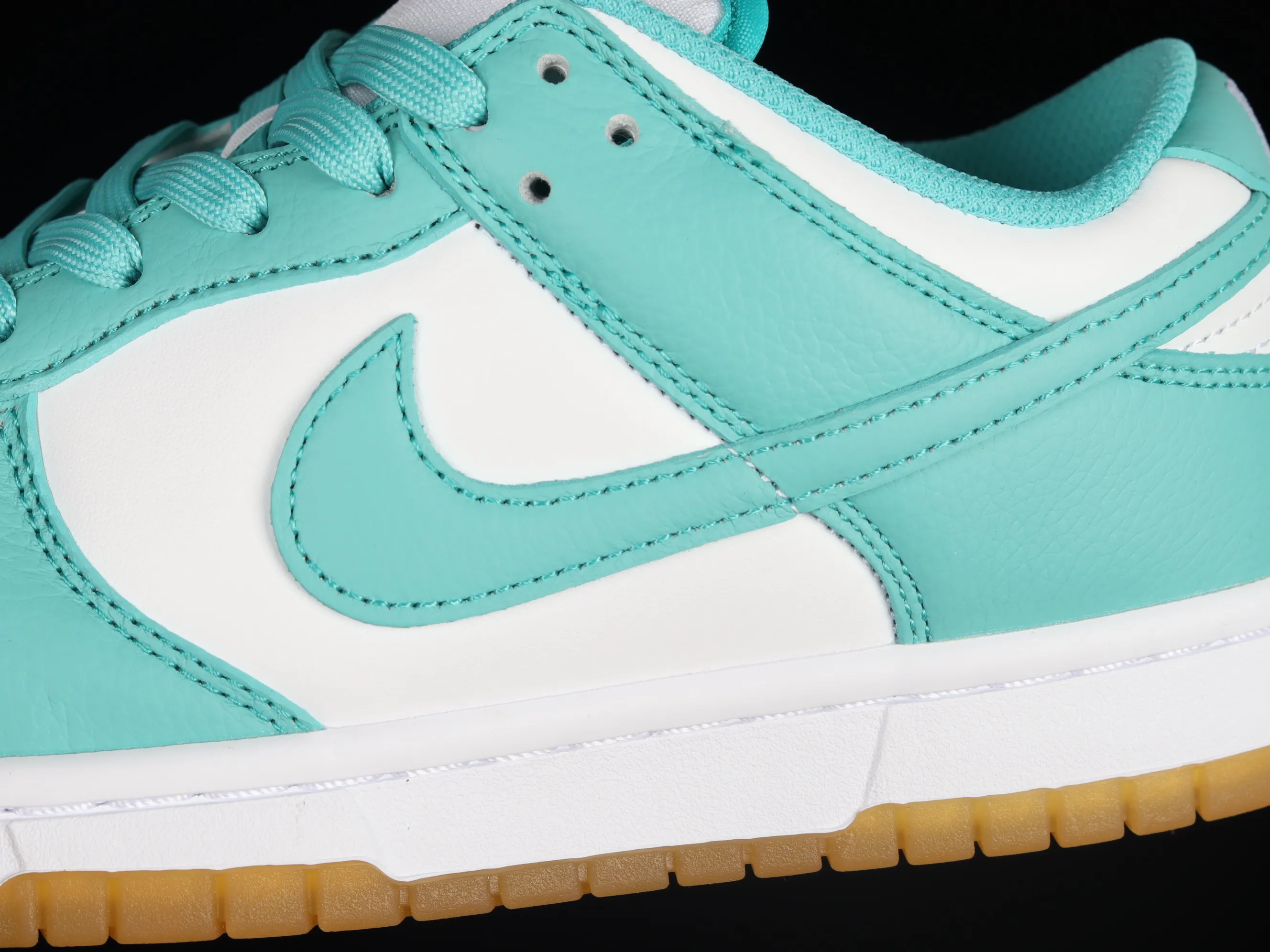 All categories Nk SB Dunk series Nk SB Dunk Low low-top sneakers J version Nk Dunk Low "Teal Zeal" teal color SB low-top sports and leisure sneakers DV2190-100